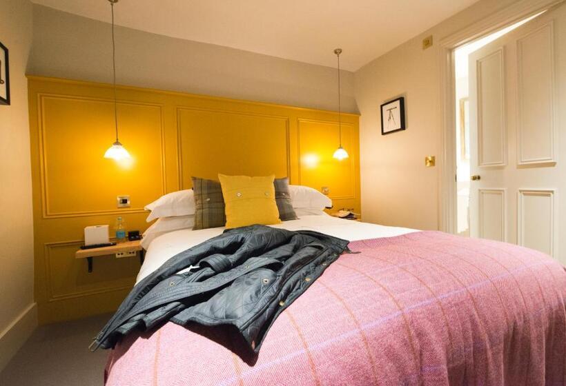 スタンダードルーム, The Coach House