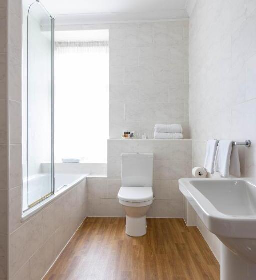 Номер Superior, The Highland Hotel By Compass Hospitality