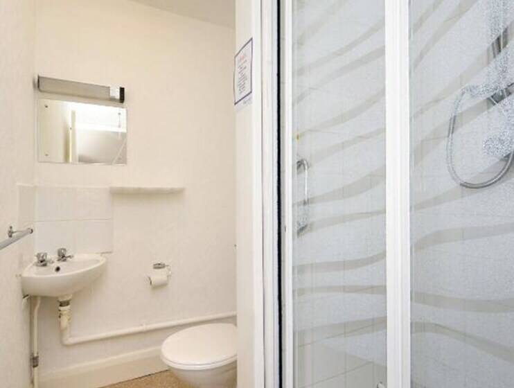 Номер Стандарт, The Highland Hotel By Compass Hospitality