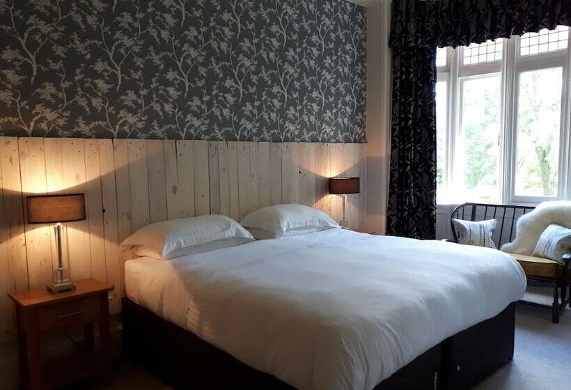 スーペリアールーム, The Priory