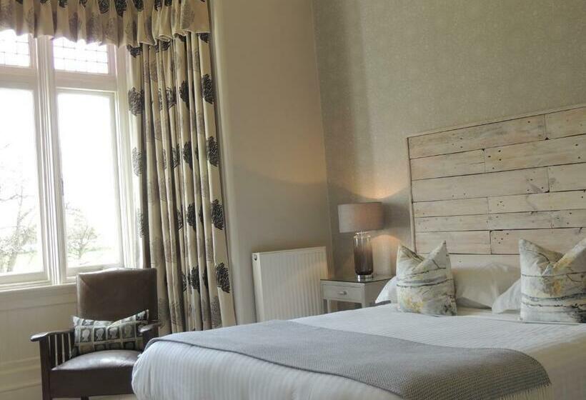 キングサイズベッドのスーペリアルーム, The Priory