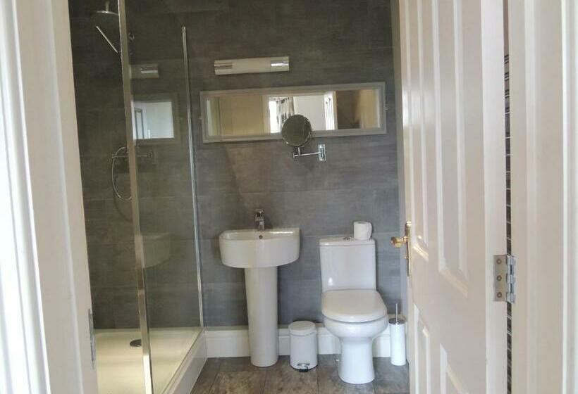 キングサイズベッドのスーペリアルーム, The Priory