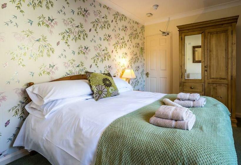 Семейный Номер, Meadowdore Stay B&b