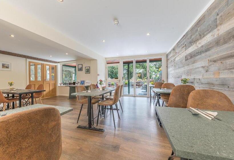 סוויטת 2 חדרי שינה, Meadowdore Stay B&b