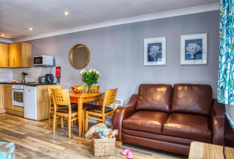 דירת שני חדרים, Newlands Holidays