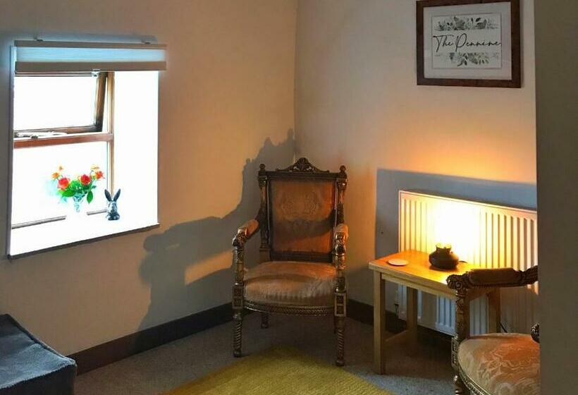 Семейный Номер, The Garsdale Bed & Breakfast   Goats And Oats At Garsdale