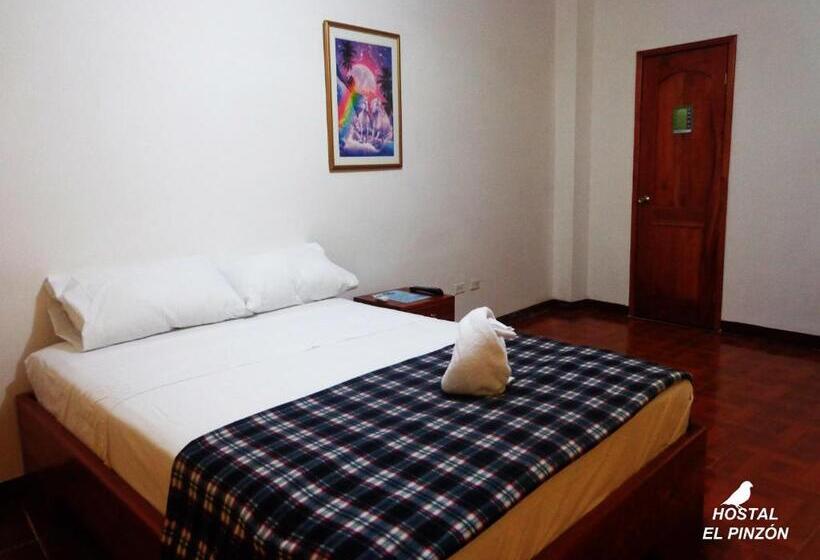 Quarto Estandar, Hostal El Pinzón