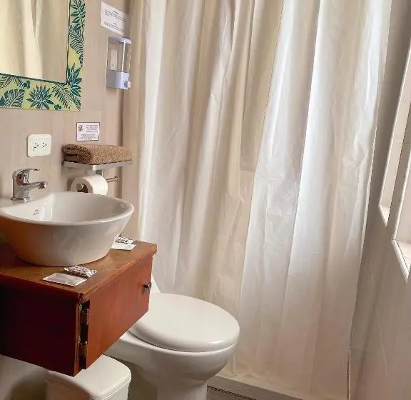 اتاق لوکس با بالکن, Bed And Breakfast La Uvilla