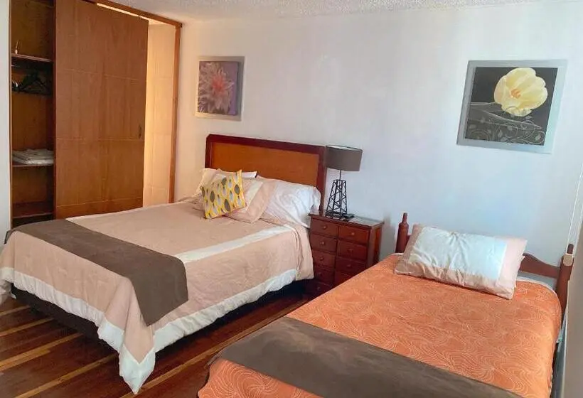 اتاق لوکس با بالکن, Bed And Breakfast La Uvilla