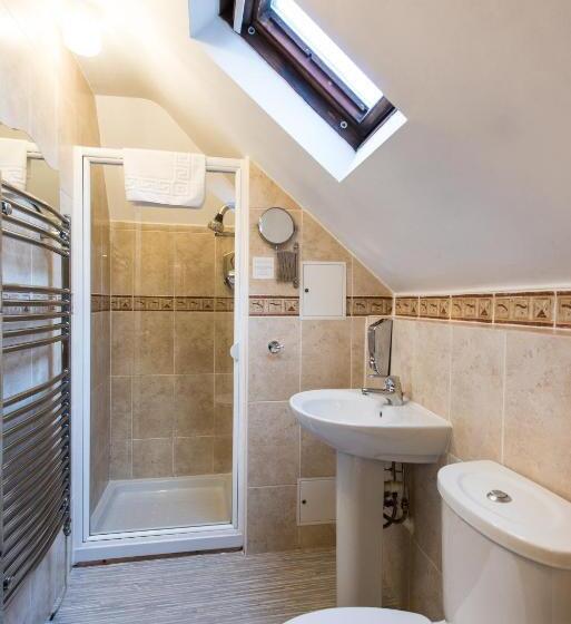 침실 1개 주택, Tudor Lodge