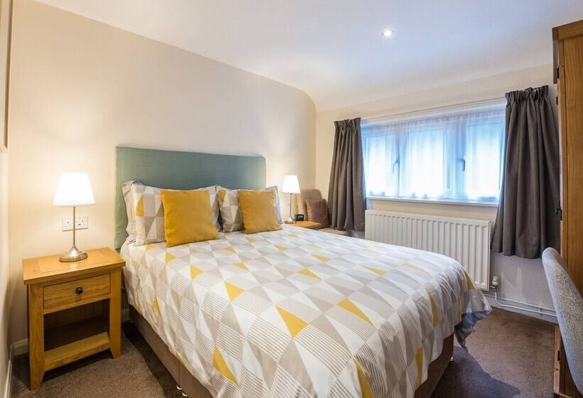 스탠다드 룸, Tudor Lodge