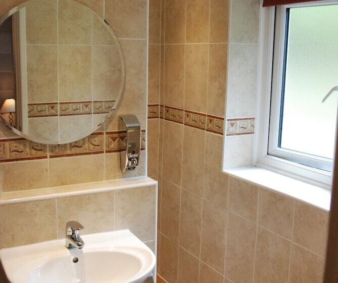 스탠다드 싱글 룸, Tudor Lodge