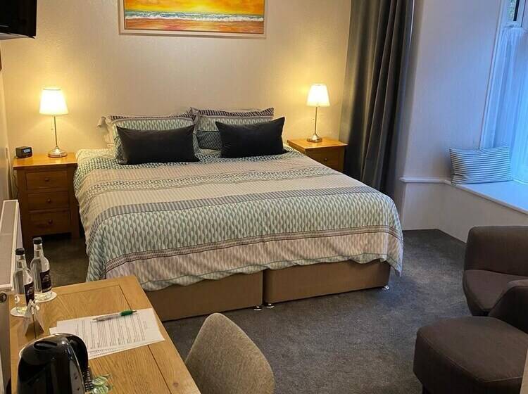 스탠다드 룸, Tudor Lodge