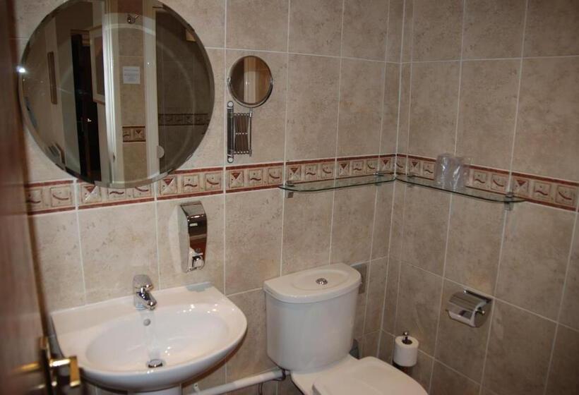 스탠다드 룸, Tudor Lodge