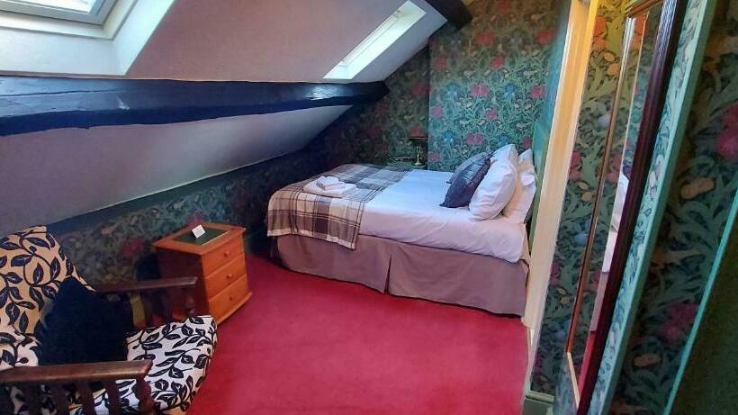 标准单人间, Bron Y Graig