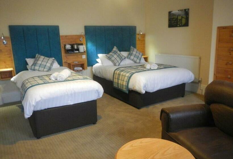 スタンダードトリプルルーム, Burton