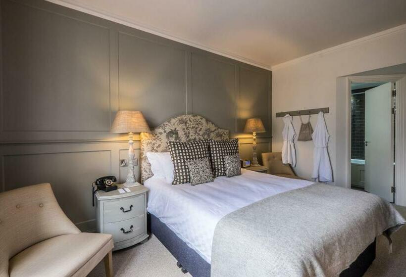 اتاق استاندارد, Coach & Horses