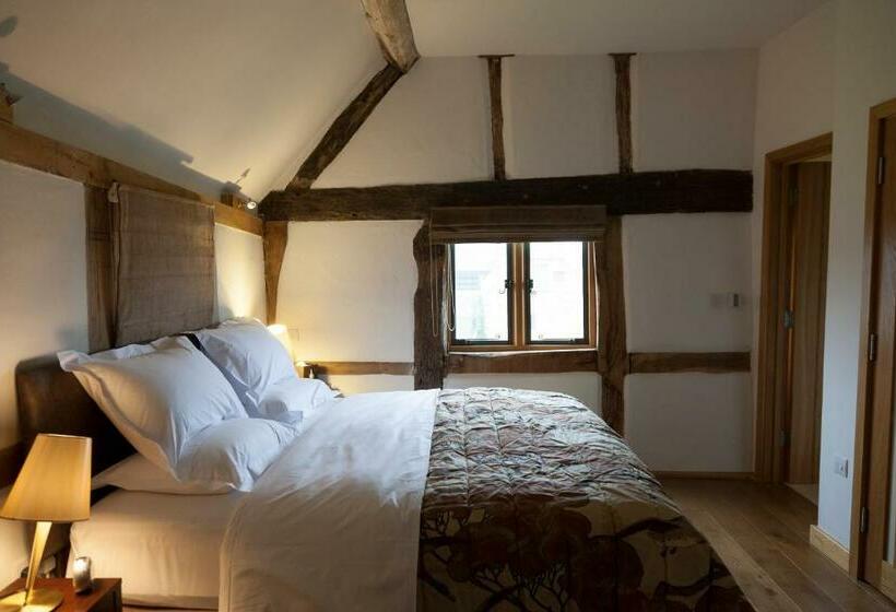 חדר דלוקס, Eckington Manor