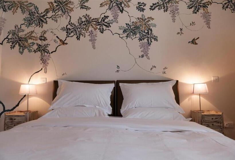 חדר קלאסי, Eckington Manor