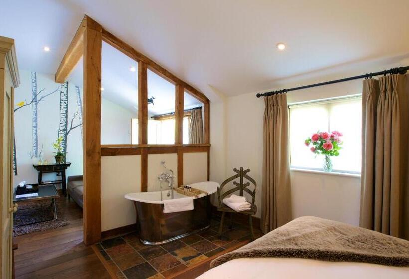 חדר דלוקס, Eckington Manor