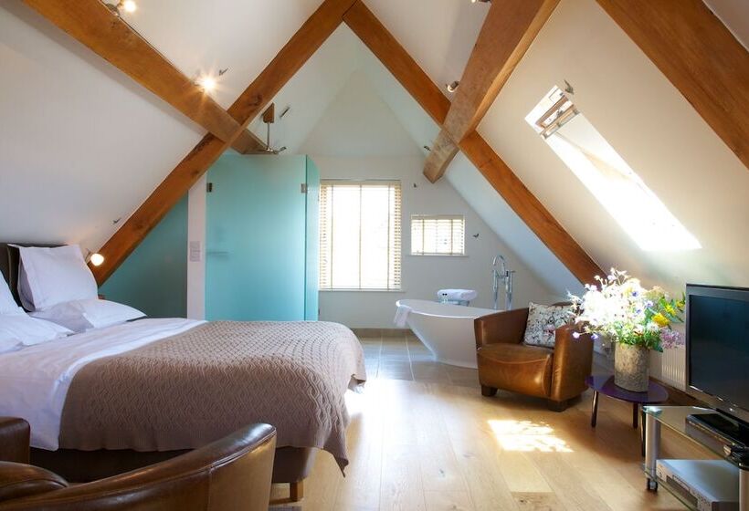 Номер Deluxe, Eckington Manor
