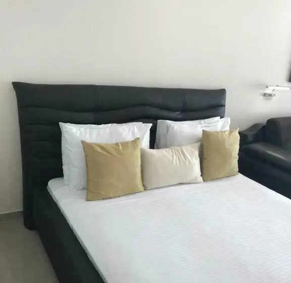 اتاق استاندارد با بالکن و چشم‌انداز دریا, Kobuleti Beach Club