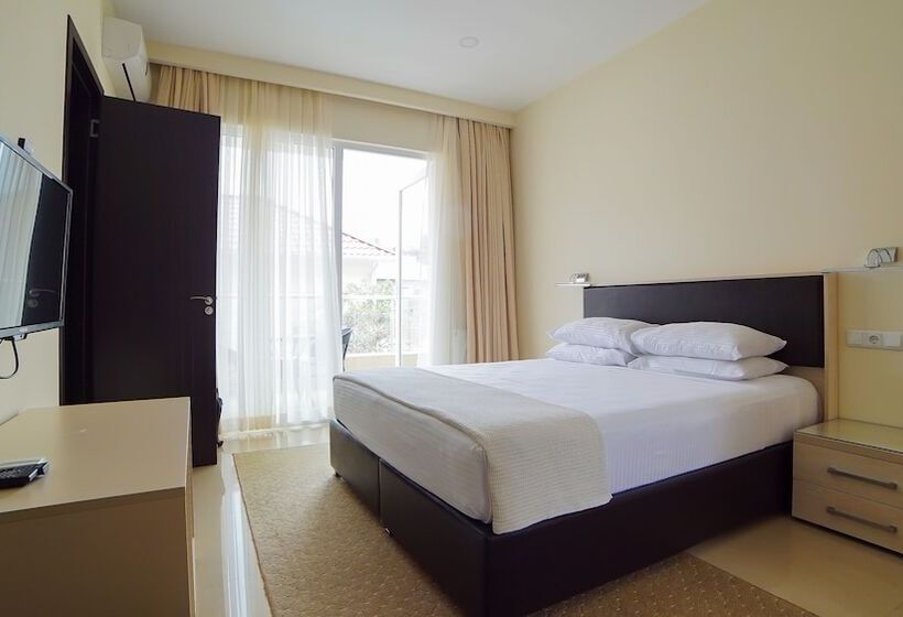 Quarto Triplo Deluxe, Kobuleti Beach Club