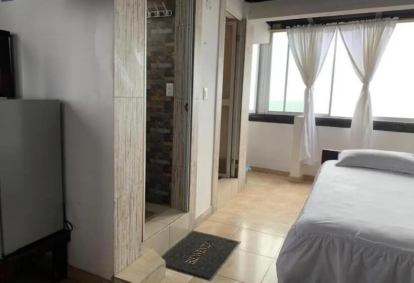 4 Bett Standardzimmer Meerblick, La Barca