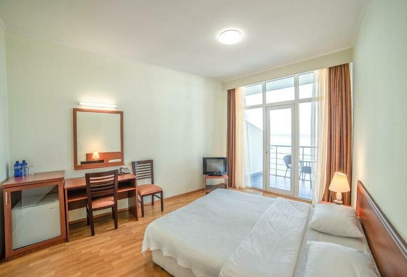 اتاق استاندارد با چشم‌انداز دریا, Sanapiro