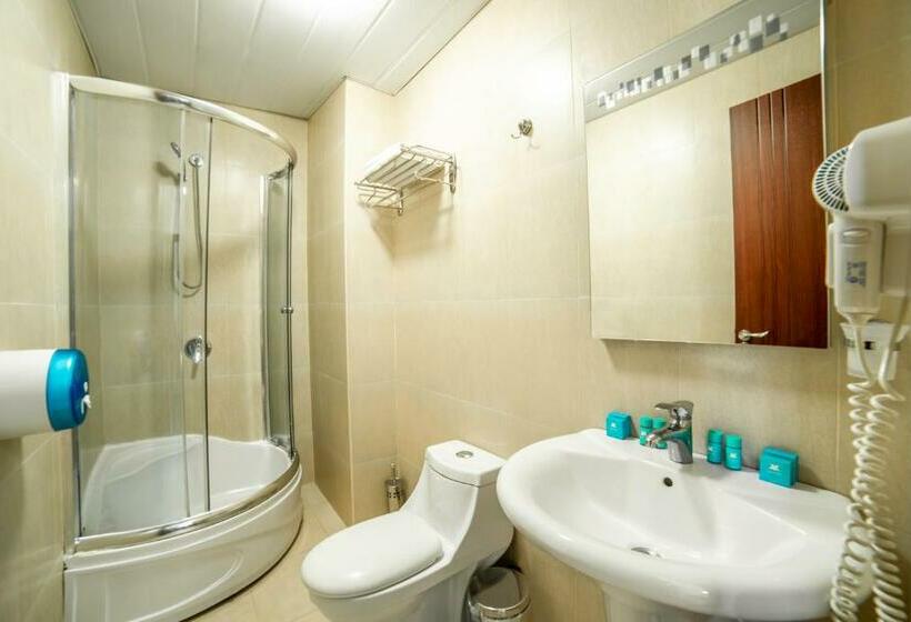 اتاق استاندارد با چشم‌انداز دریا, Sanapiro