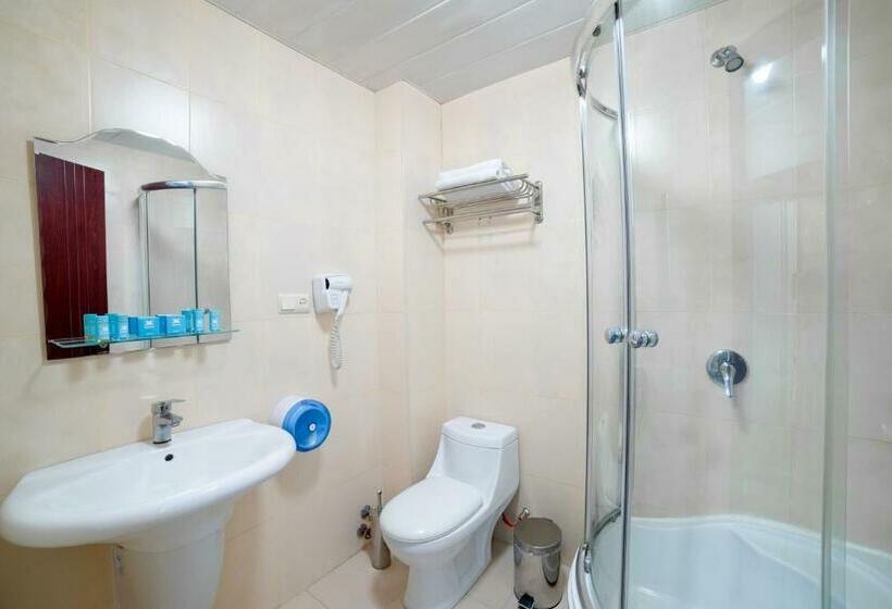 اتاق استاندارد با چشم‌انداز دریا, Sanapiro