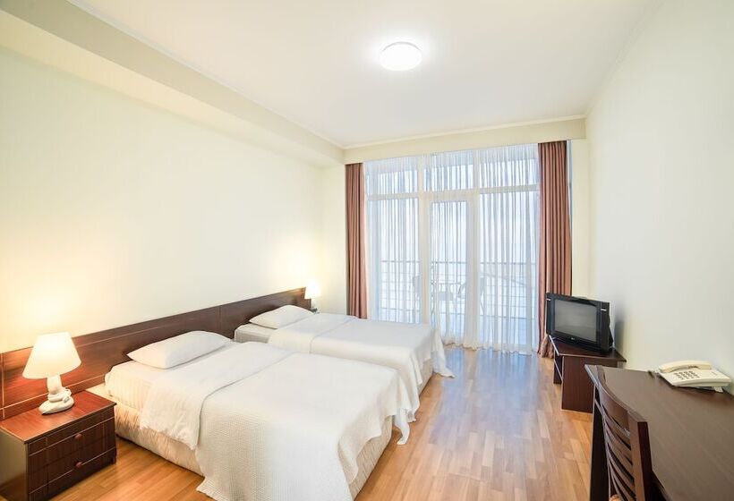 اتاق استاندارد با چشم‌انداز دریا, Sanapiro