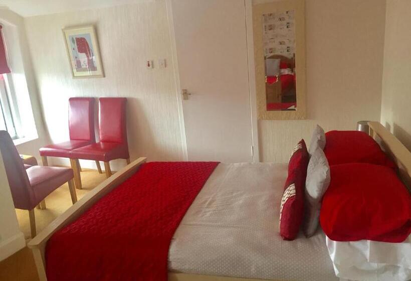 חדר משפחתי, The Arrandale