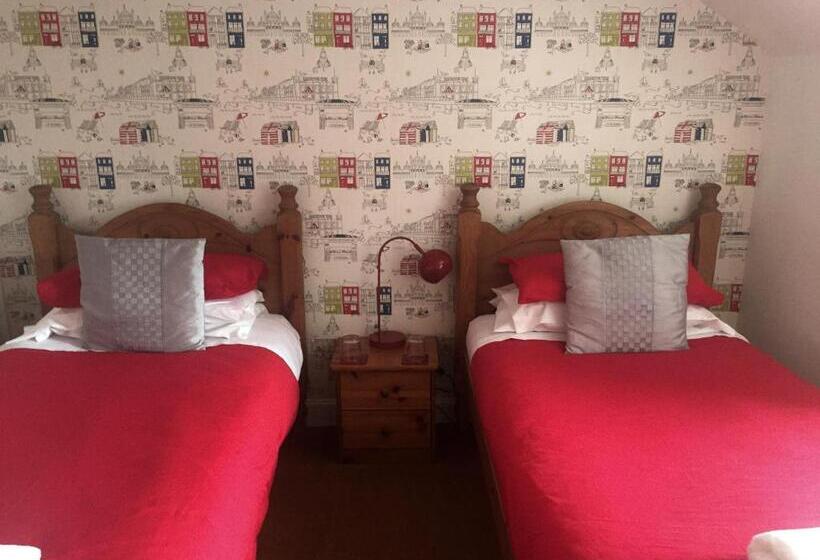 חדר משפחתי, The Arrandale