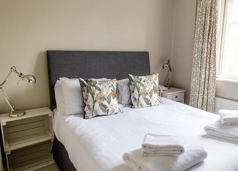 Номер Basic, The Bell Inn