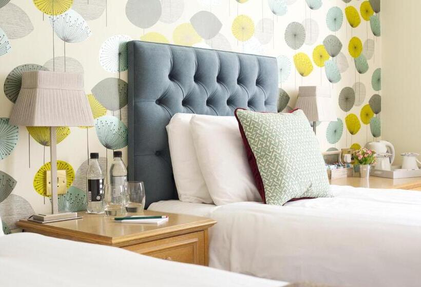 Номер Стандарт, The Bell Inn