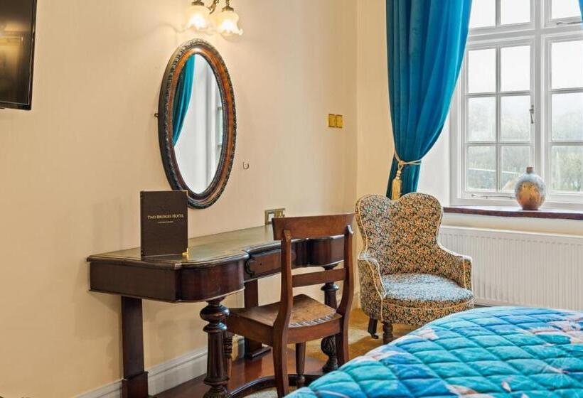 Chambre Standard, Two Bridges