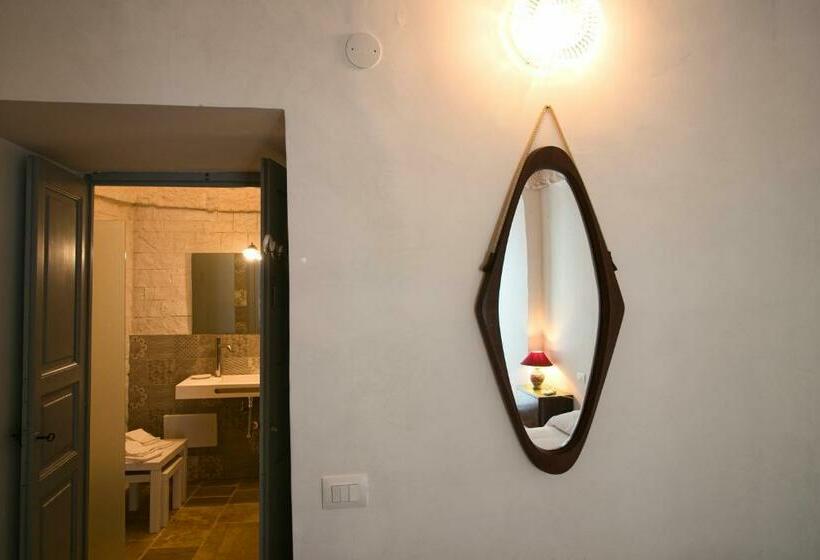 Номер Стандарт, Masseria Trullo Sovrano Exclusive B&b