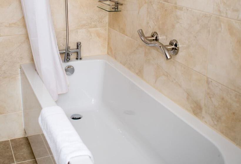 غرفة عائلية, Oak House B&b