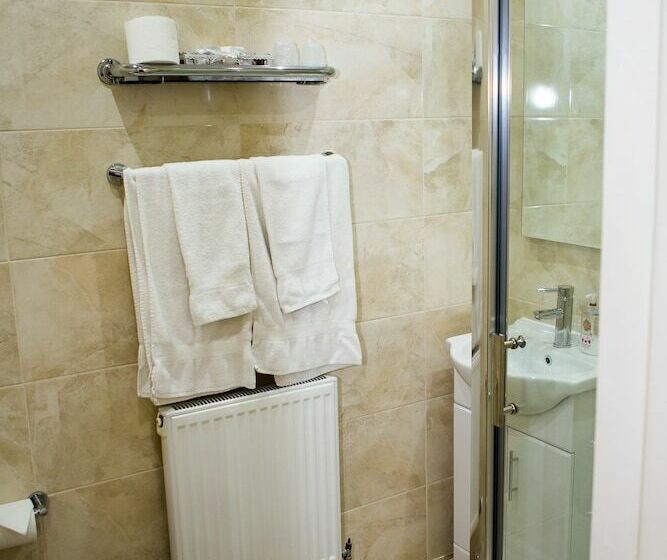 غرفة قياسية, Oak House B&b