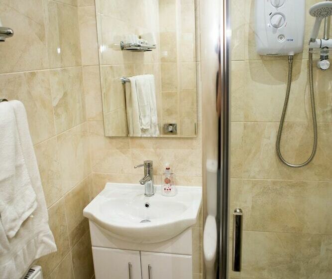 غرفة قياسية, Oak House B&b