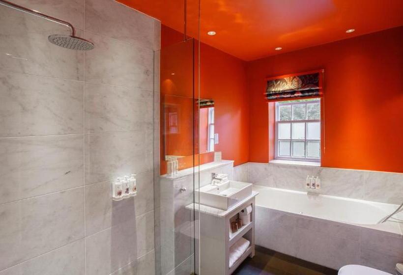 标准间, Penally Abbey