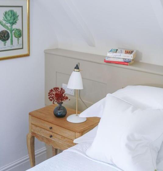 带海景的标准房, Penally Abbey