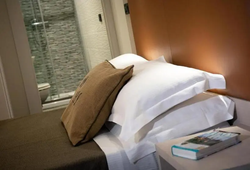 اتاق استاندارد, Borgo Pio Suites Inn