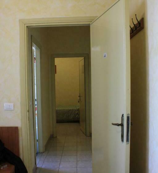 חדר סטנדרד יחיד חדר אמבטיה משותף, Ostello Villa Monte Mario