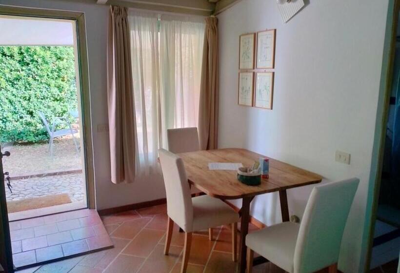 דירת חדר, Subretia Residenze Di Campagna