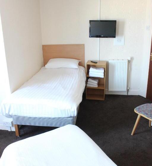 ファミリールーム, The Colwyn   Near Pleasure Beach