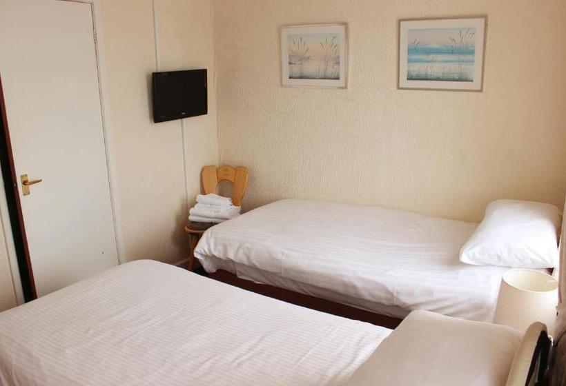 スタンダードルーム, The Colwyn   Near Pleasure Beach