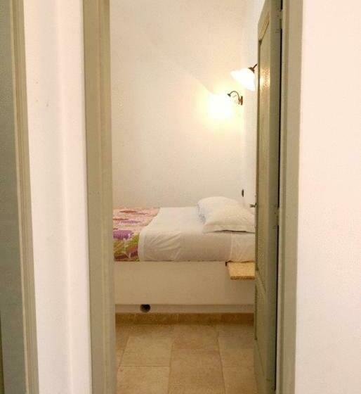 庭の見えるスタンダードトリプルルーム, Masseria Trullo Sovrano Exclusive B&b