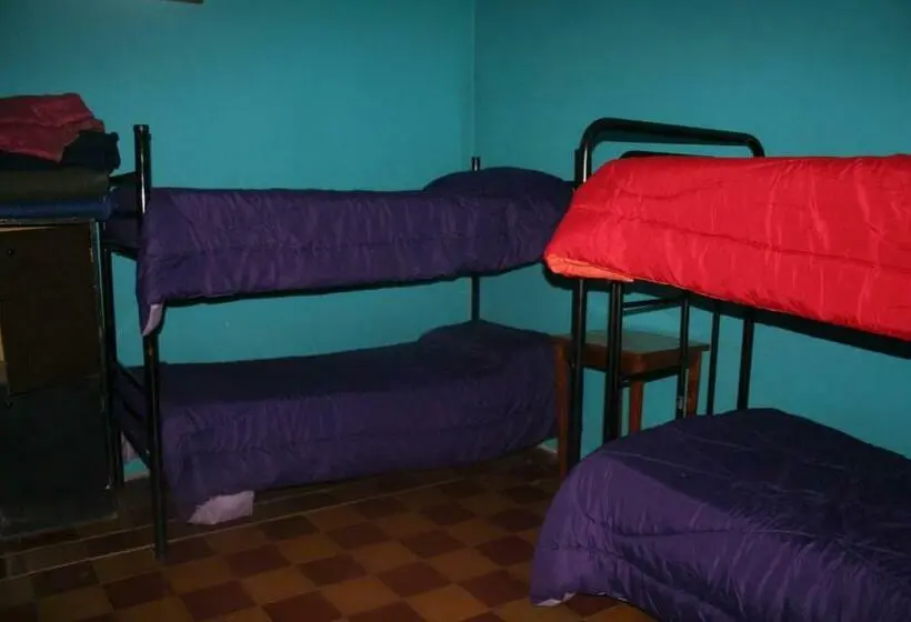 Vuode Makuusalissa, Andamundos Hostel